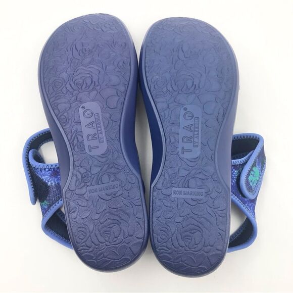 TRAQ by Alegria Blue Knit Back Strap Sport Sandals in Baby Bloomer - Picture 12 of 16